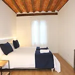 Premium En Pleno Casco Viejo De
