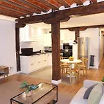 Premium En Pleno Casco Viejo De Appartement
