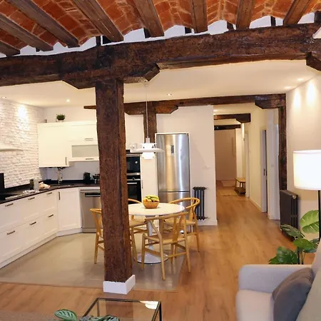 Premium En Pleno Casco Viejo De Apartamento Bilbao