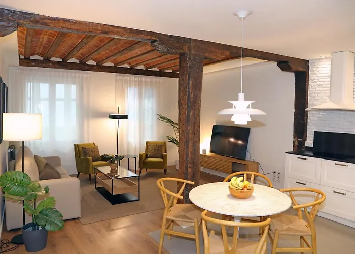 Premium En Pleno Casco Viejo De Appartamento *