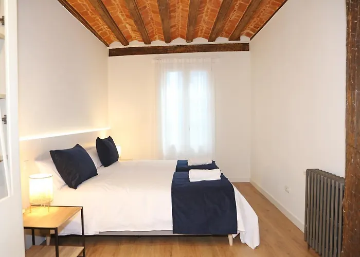 Premium En Pleno Casco Viejo De