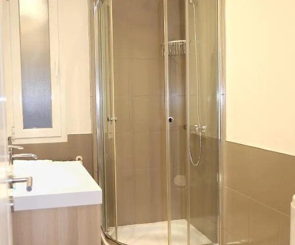 Premium En Pleno Casco Viejo De *