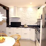 Premium En Pleno Casco Viejo De